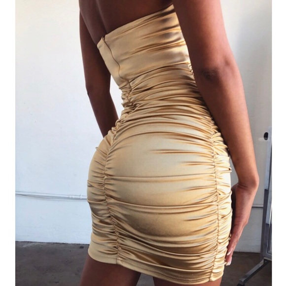 MESHKI Bernadette Strapless Ruched Side Dress - Picture 6 of 10